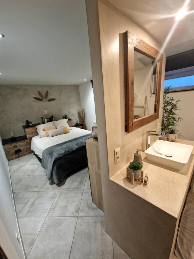 Le Twenty Bed & Breakfast มาร์ช-อ็อง-เฟเมน ภายนอก รูปภาพ